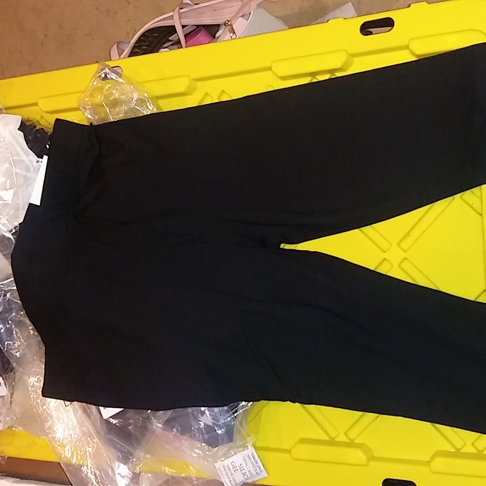 Black womens crop leggings